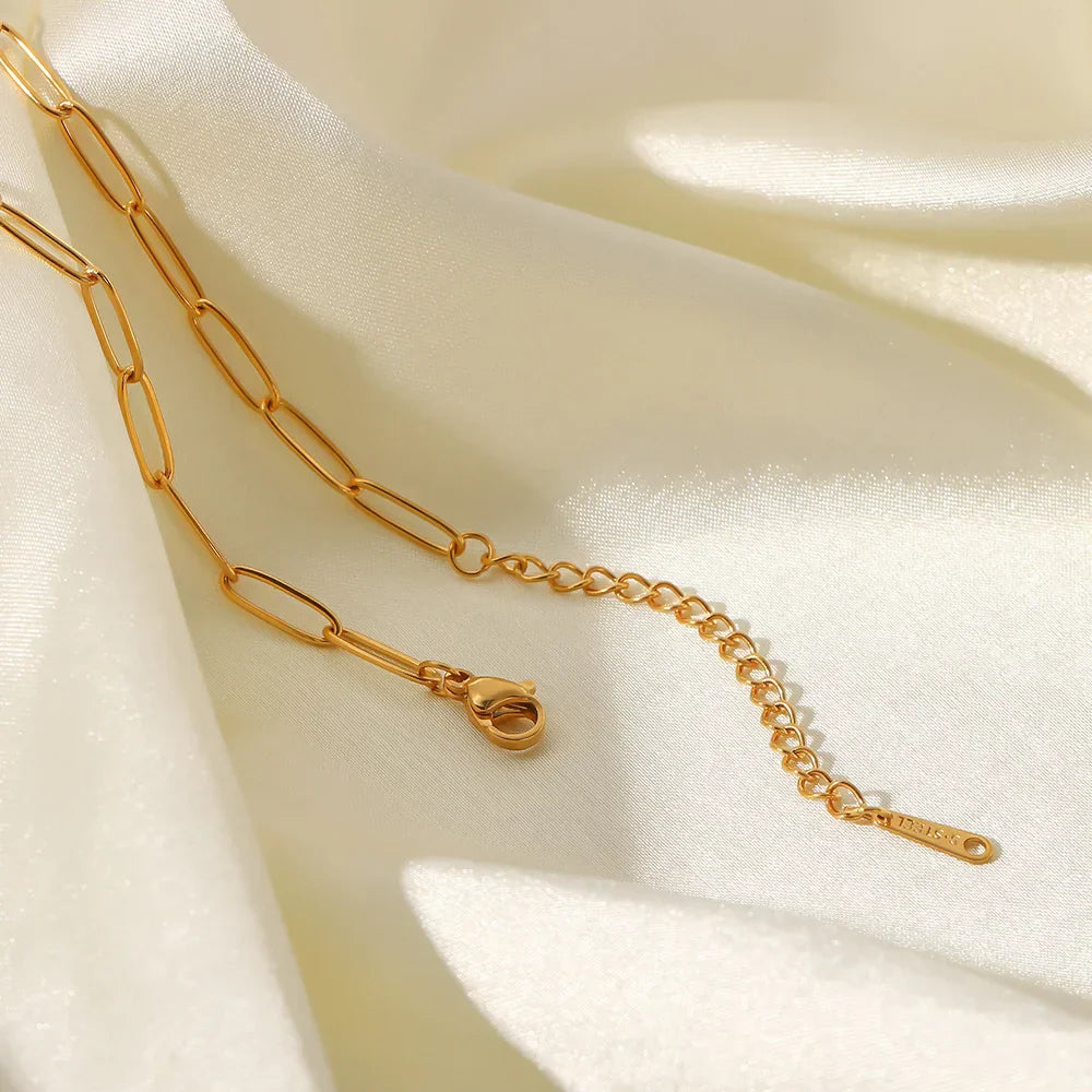 Chain Long with Links Necklace (18K Gold Plated) | Luvesina