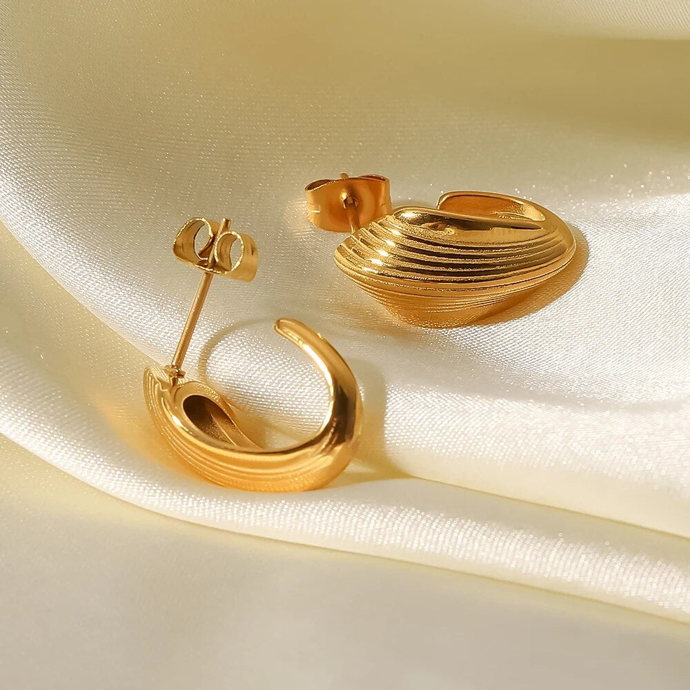 Aro Rafaella Earring (18K Gold Plated) | Luvesina