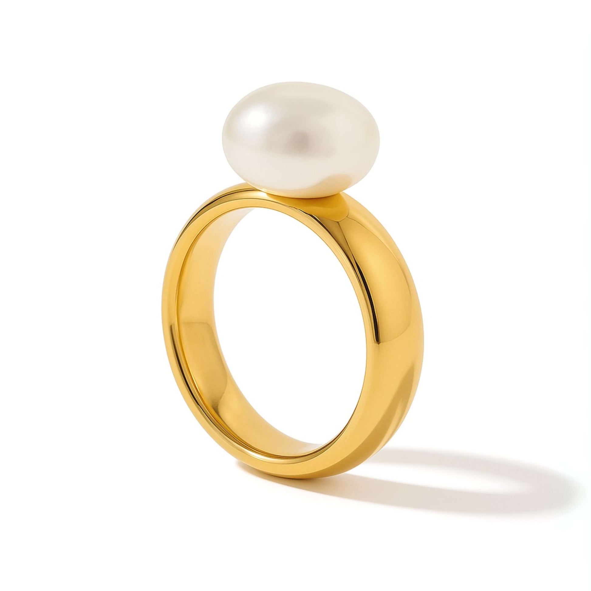 Emma Pearl Minimalist Ring (18K Gold Plated) | Luvesina
