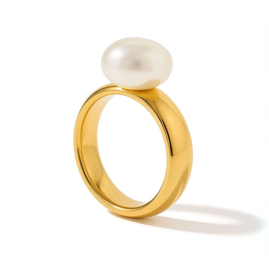 Emma Pearl Minimalist Ring (18K Gold Plated) | Luvesina