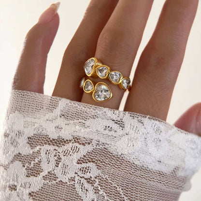 Hearts in Cubic Zirconia Ring (18K Gold Plated) | Luvesina