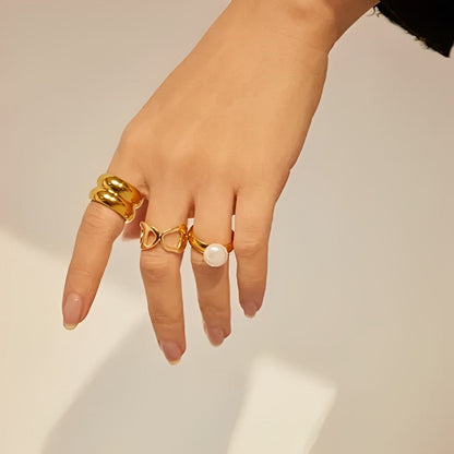 Emma Pearl Minimalist Ring (18K Gold Plated) | Luvesina