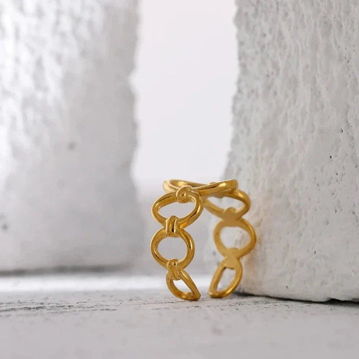 Laura Links Open Ring (18K Gold Plated) | Luvesina