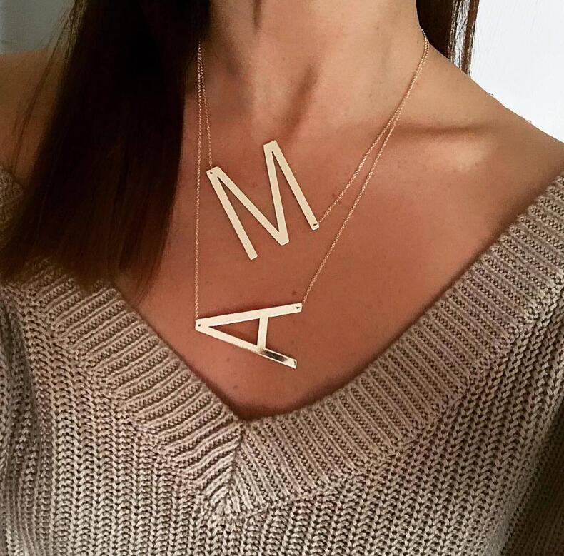 Letra Inicial Large Necklace (18K Gold Plated) | Luvesina