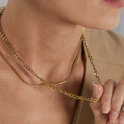 Capas of Malla and Chain Necklace (18K Gold Plated) | Luvesina