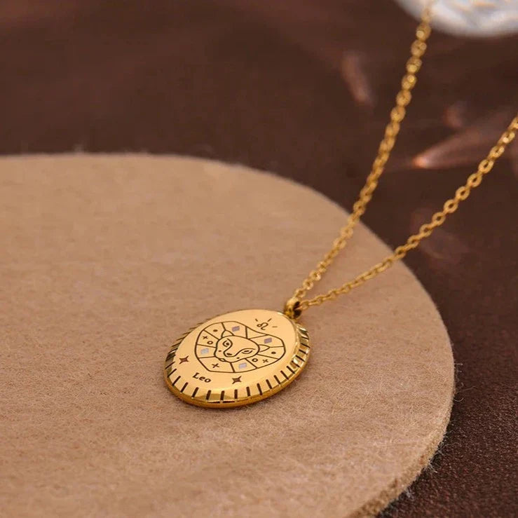 Constelaciones del Zodíaco Medal Necklace (18K Gold Plated) | Luvesina