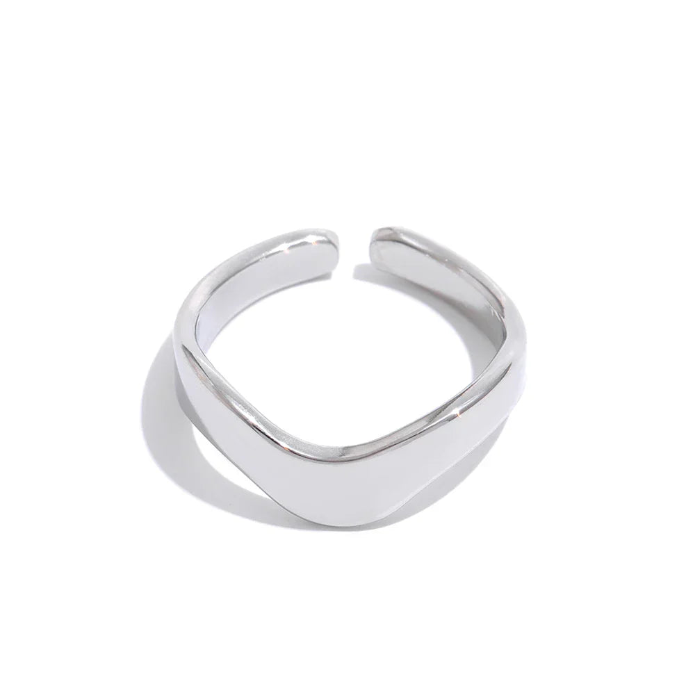 Waves Lucca Adjustable Ring (18K Gold Plated) | Luvesina