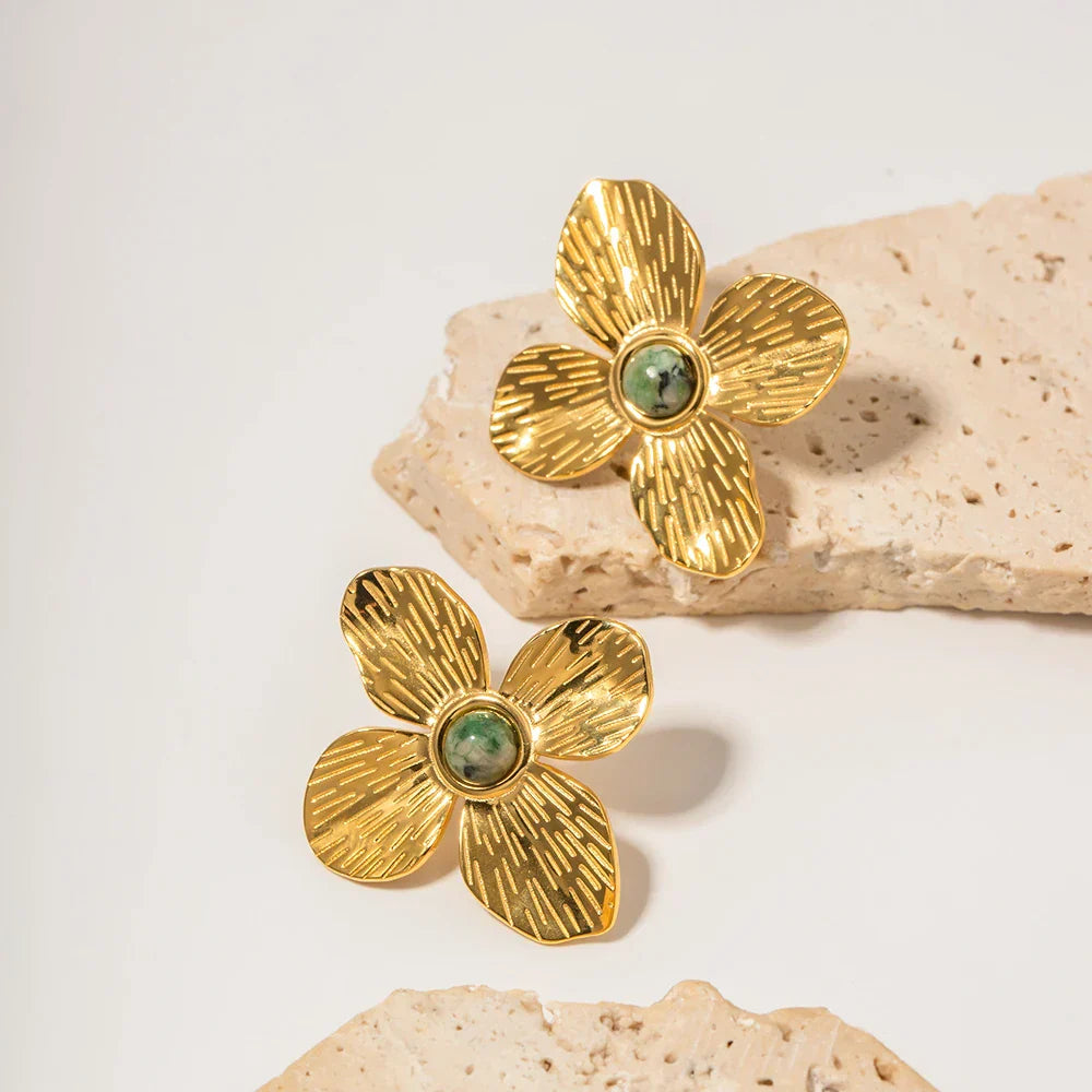 Flower of Emerald Earring (18K Gold Plated) | Luvesina