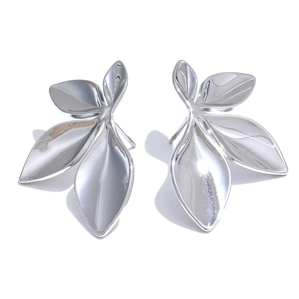 Naturaleza with Formato of Leaf Earring (Gold Plated) | Luvesina
