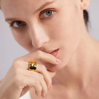 Sicilia Hammered Texture Adjustable Ring (18K Gold Plated) | Luvesina