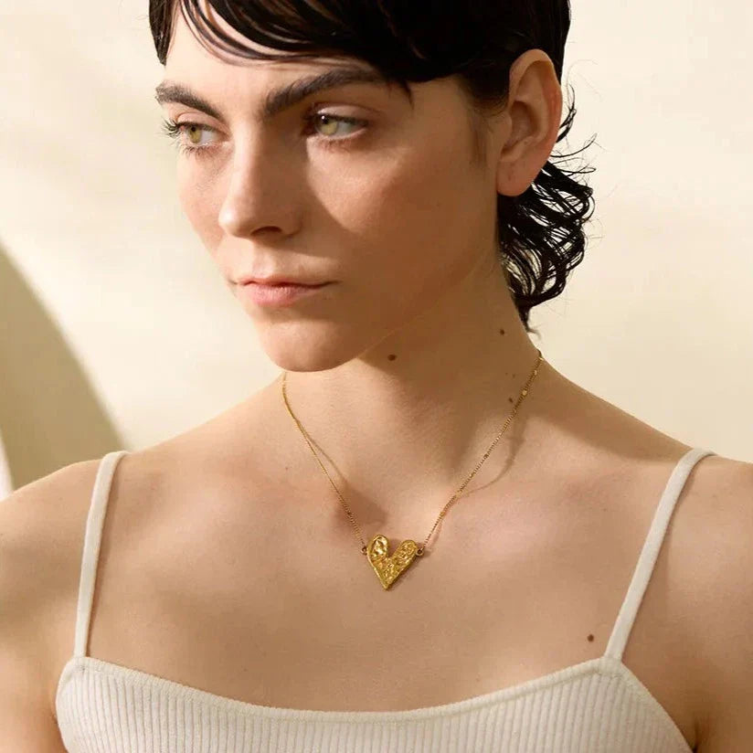 Heart with Hammered Texture Necklace (18K Gold Plated) | Luvesina