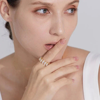 Vicenza with Crown of Zirconia Marquise Ring (18K Gold Plated) | Luvesina
