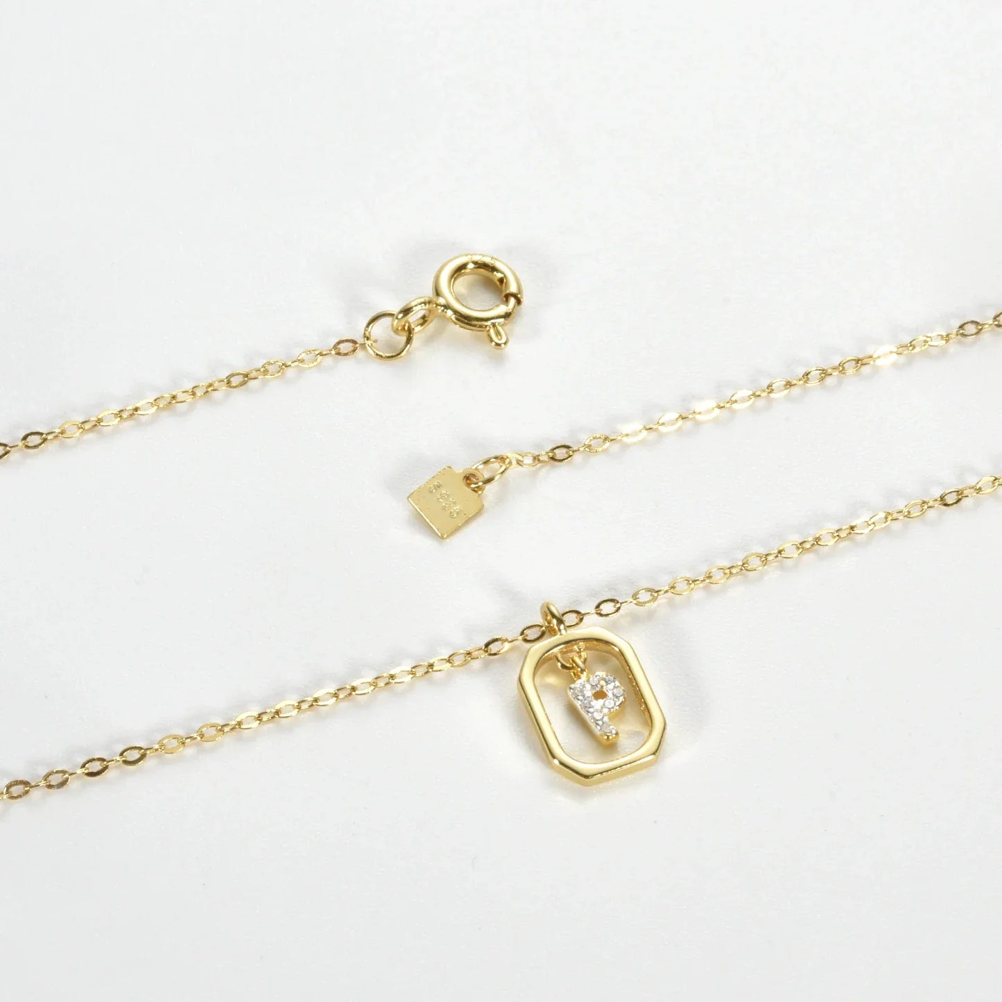 Iniciales with Zirconia Necklace (18K Gold Plated) | Luvesina
