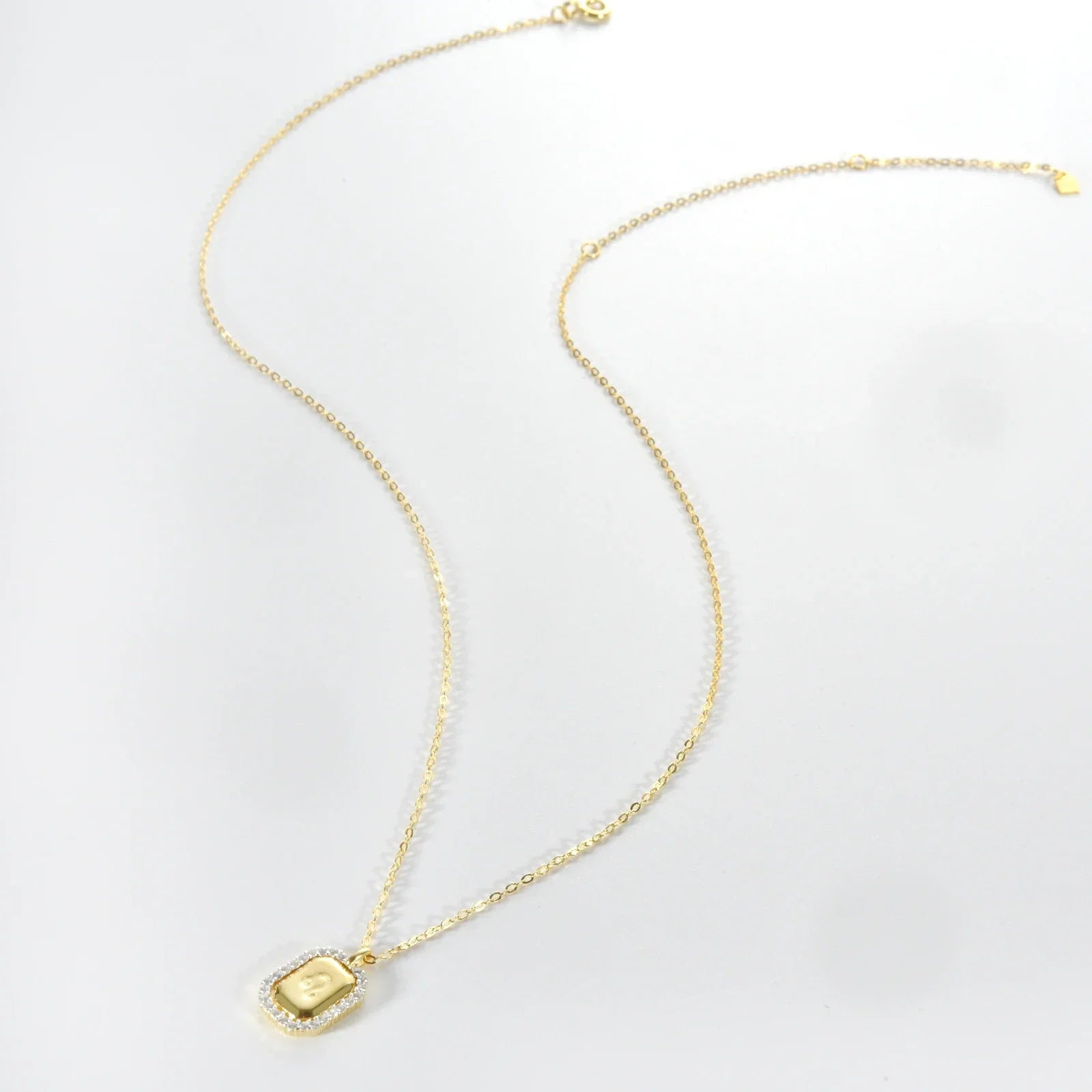 12 Signos del Zodíaco Zirconia Necklace (18K Gold Plated) | Luvesina
