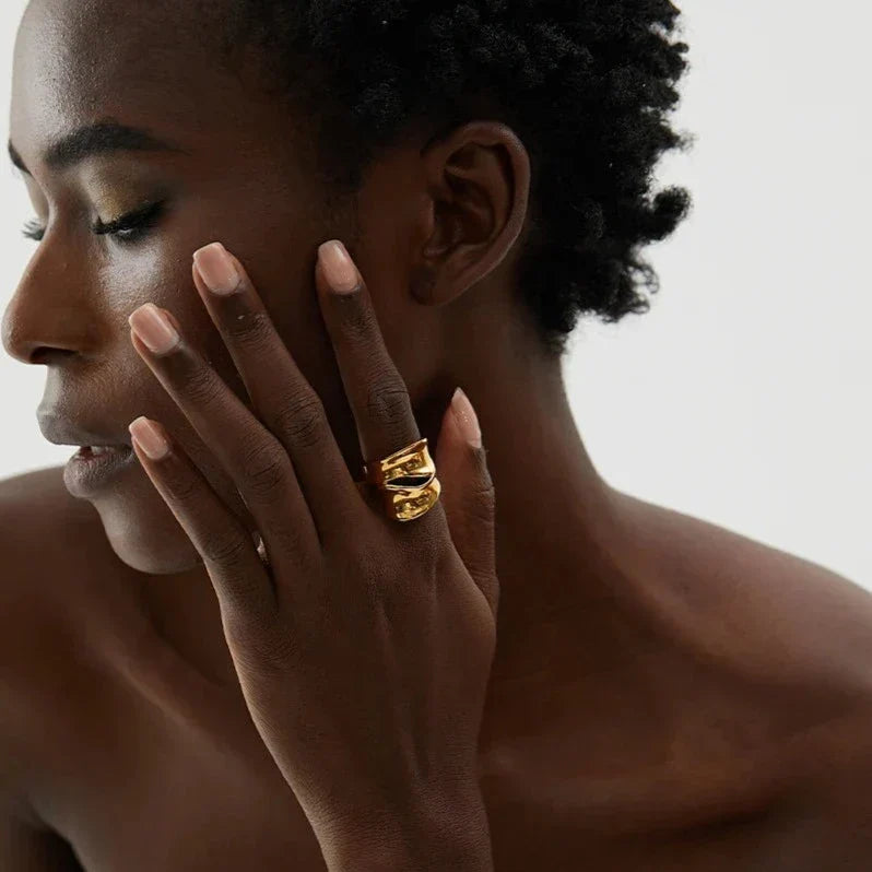 Voluta Elegance Ring (18K Gold Plated) | Luvesina