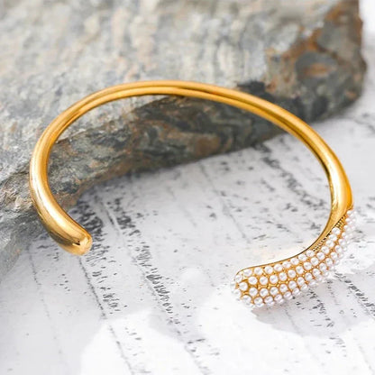 Spike Pearls Bracelet (18K Gold Plated) | Luvesina