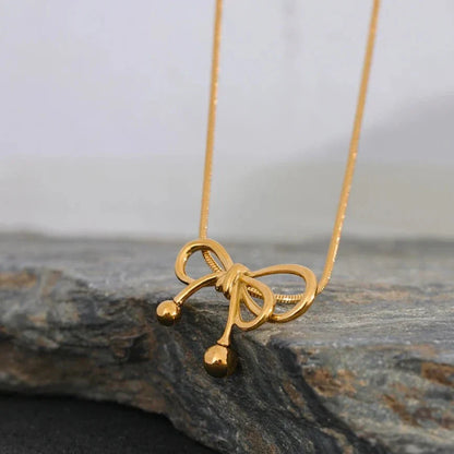 Bow Necklace (18K Gold Plated) | Luvesina