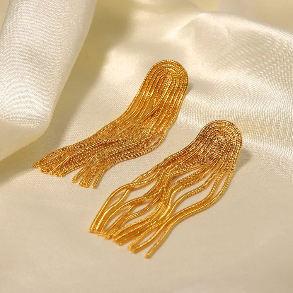Medusa Earring (18K Gold Plated) | Luvesina