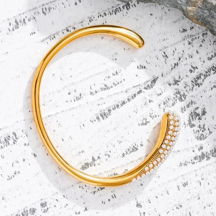 Spike Pearls Bracelet (18K Gold Plated) | Luvesina
