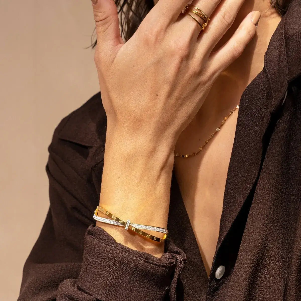 Brazalete Romano Zirconia (18K Gold Plated) | Luvesina