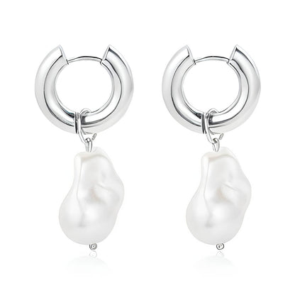 Aro Paola Pearl Earring (18K Gold Plated) | Luvesina