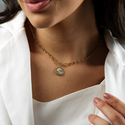 Marsella Sun and Moon Necklace (Baño in Gold 18K) | Luvesina