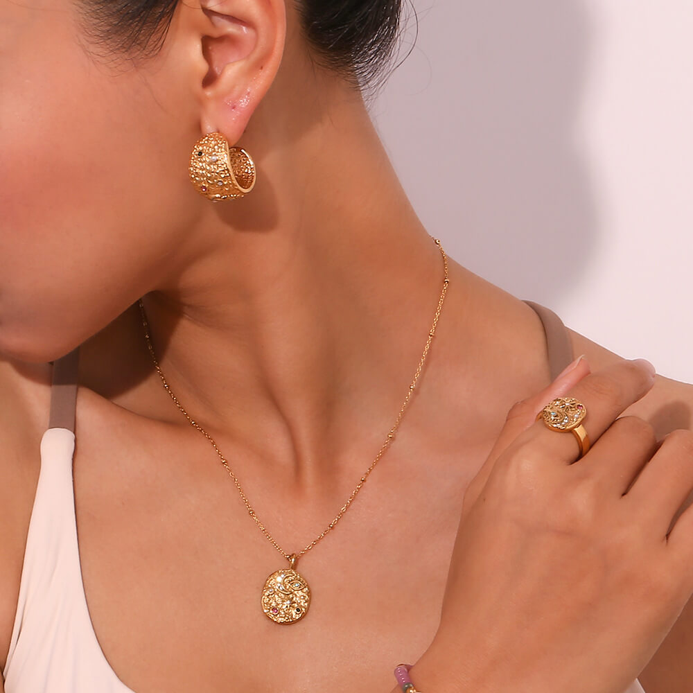 Set Marsella: Necklace + Ring (18K Gold Plated) | Luvesina