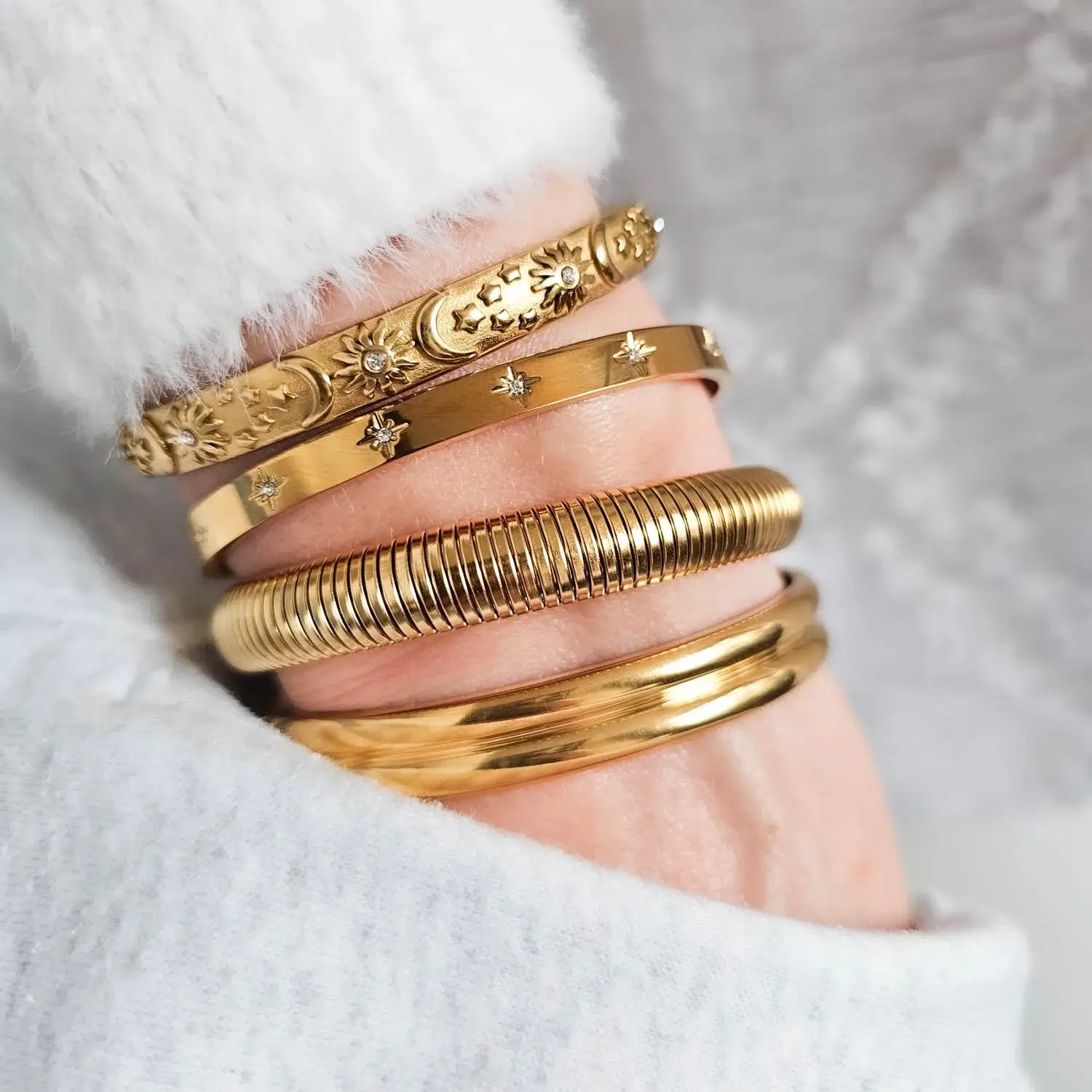 Minimalist Louise Zirconia Bracelet (18K Gold Plated) | Luvesina