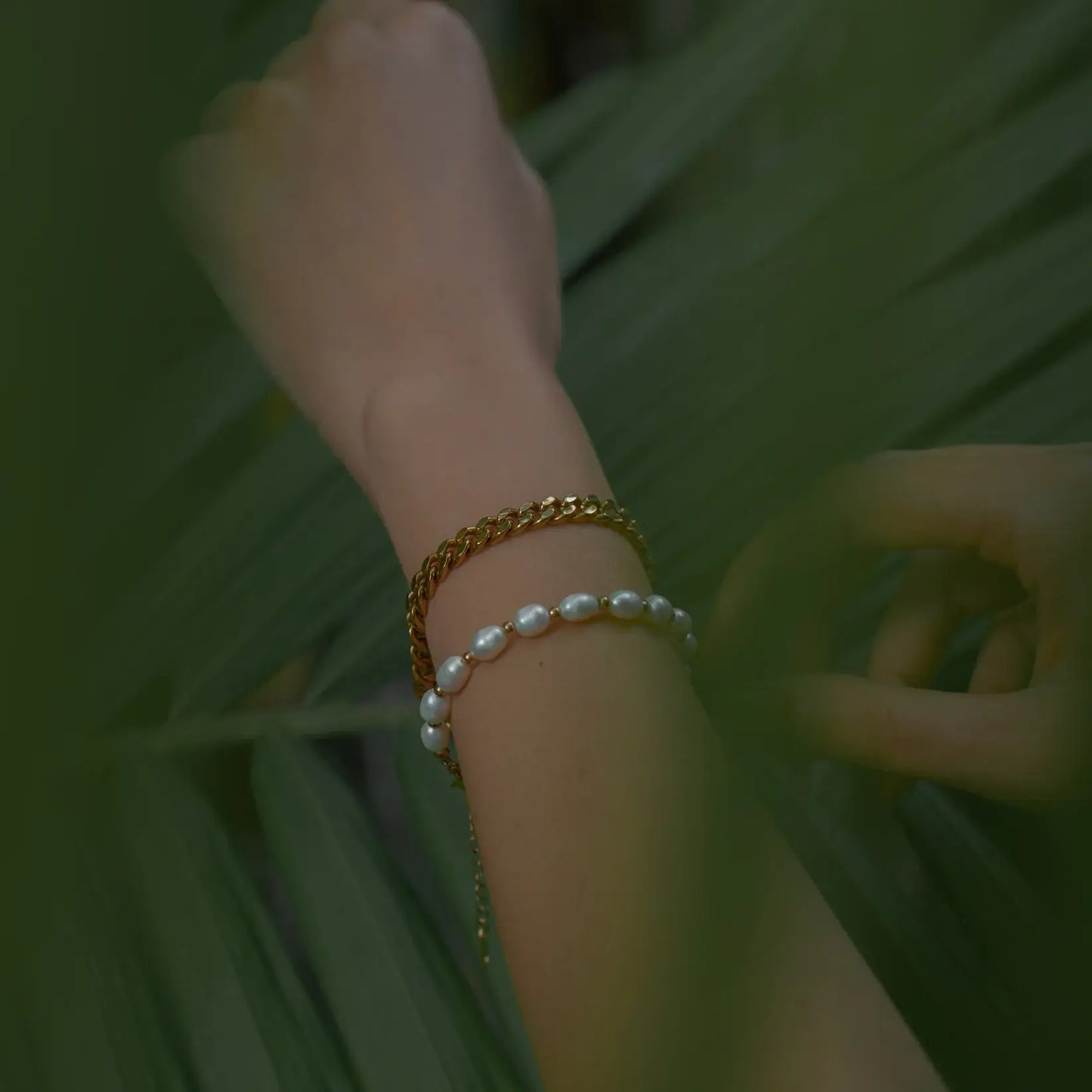 Classic of Natural Pearls Bracelet (Chapada in Gold) | Luvesina