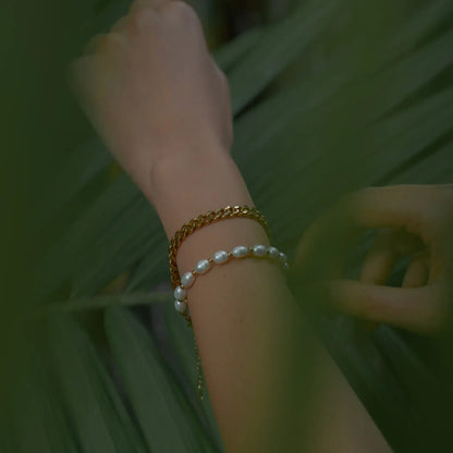 Classic of Natural Pearls Bracelet (Chapada in Gold) | Luvesina