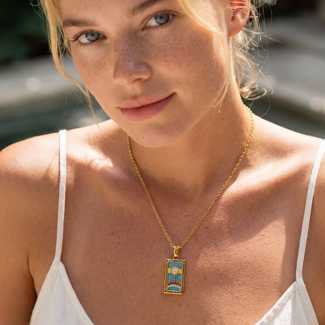 Collection Tarot - Necklaces with Pendants of the Cartas (18K Gold Plated) | Luvesina